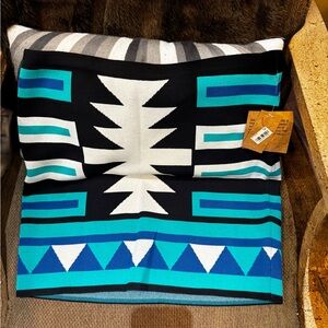 RACHEL Rachel Roy Black and Blue Knit aztec skirt‎ XL